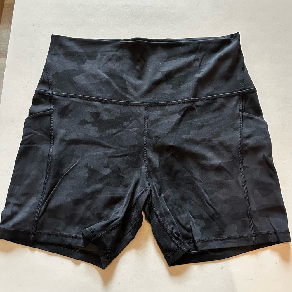 lululemon Align™ High-Rise Short 6"